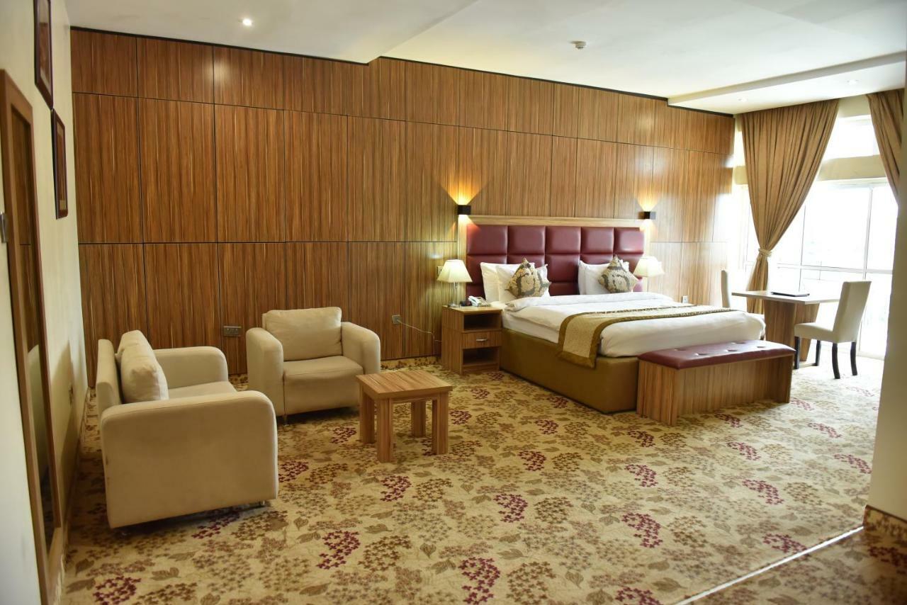 Best Western Plus Enugu Esterno foto